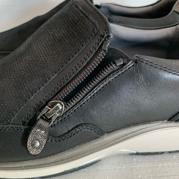 Aravon Pyper Black Leather Side Zip Comfort Slip On Sneakers Woman’s 9.5M - Picture 9 of 15